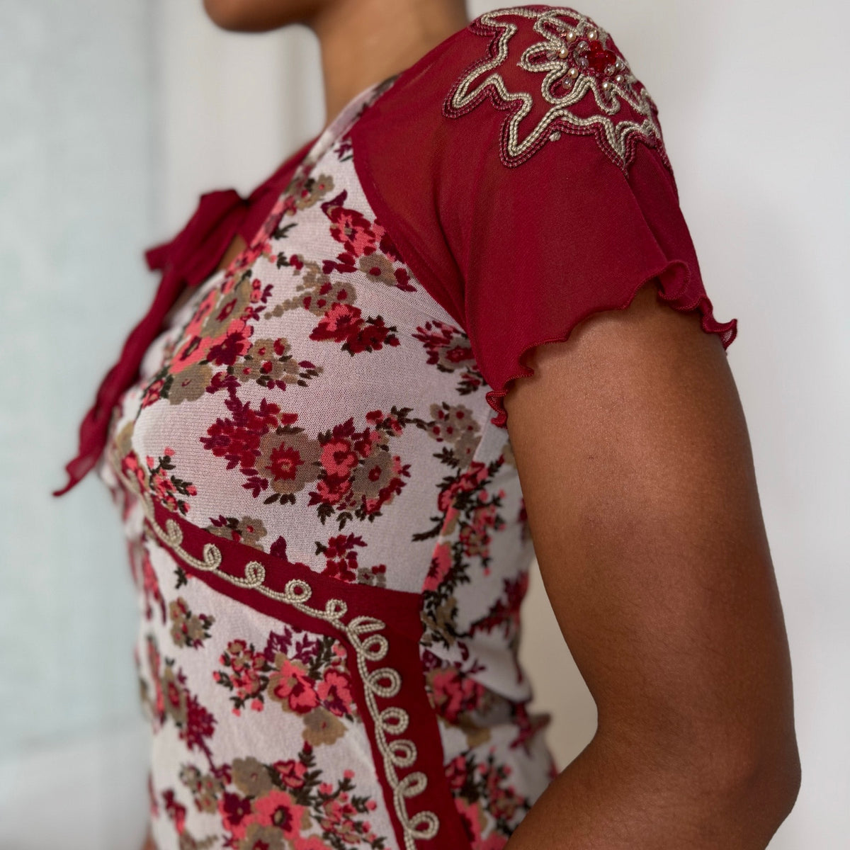 Italian vintage Y2K burgundy floral mesh top with beaded embroidered sleeves and tie-front neckline