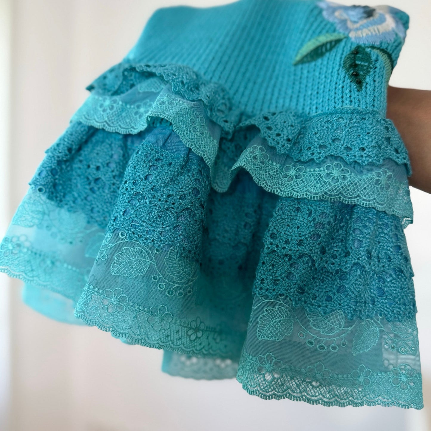 Vintage Turquoise Blue Floral Embroidered Knit Lace Midi Skirt Italian Y2K (XS/S)