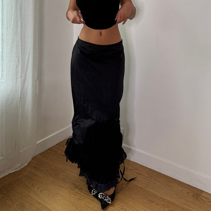 Vintage Black Ruched Maxi Skirt (S) ⠀