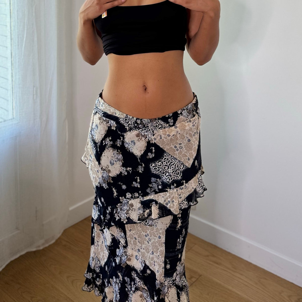 Vintage Italian Black Beige Floral Ruffle Mesh Midi Skirt (S)