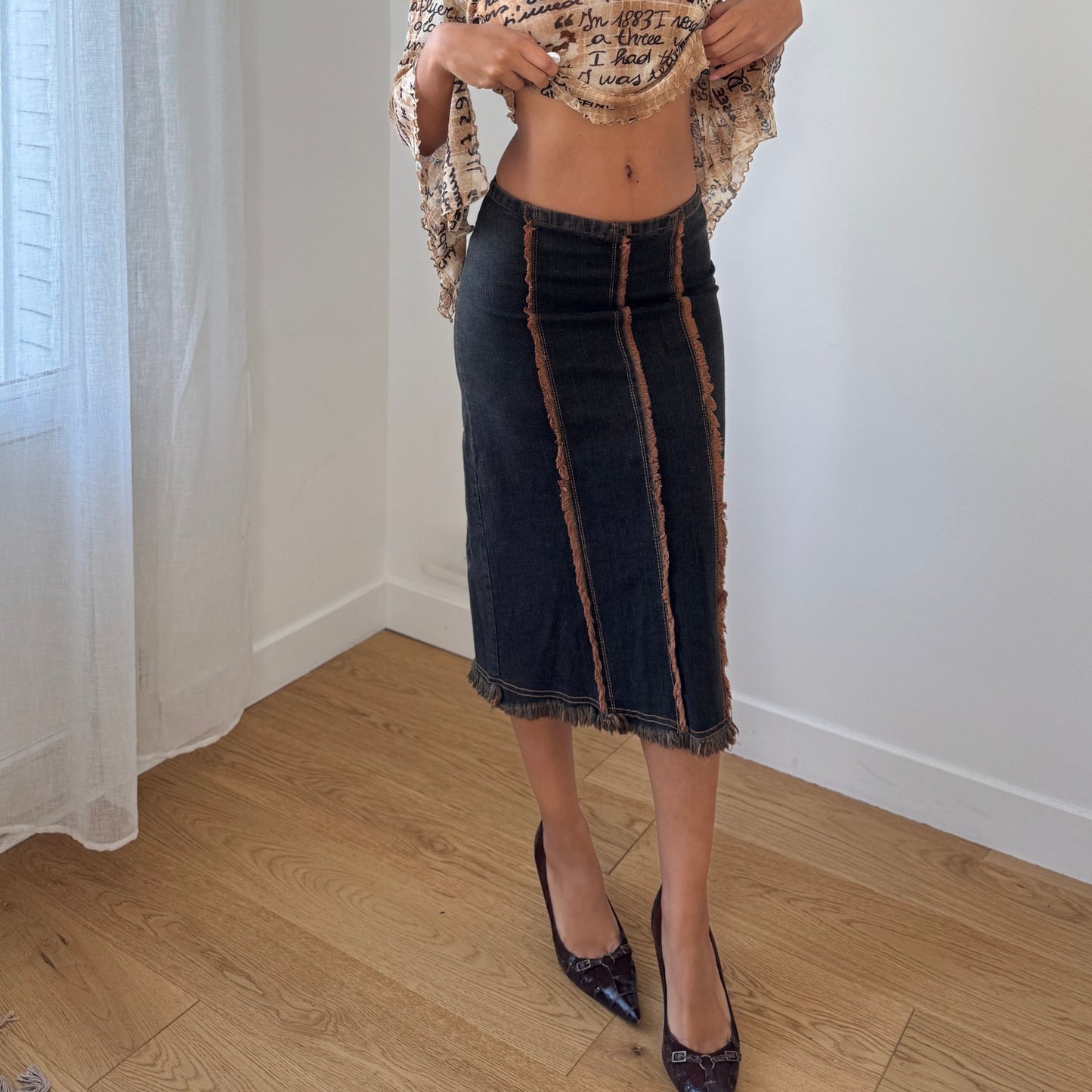 Vintage Italian Dark Blue Mid Rise Denim Midi Skirt with Contrast Seams (Small)