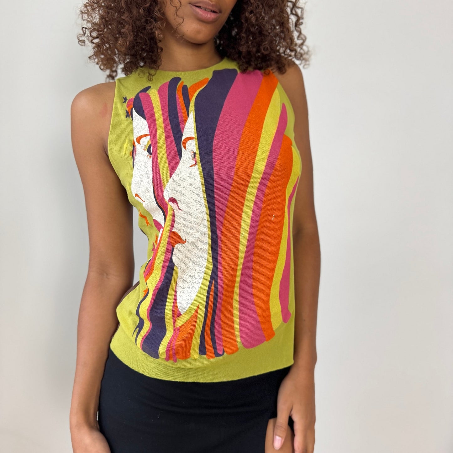 Vintage Italian psychedelic graphic mesh sleeveless top (Medium)