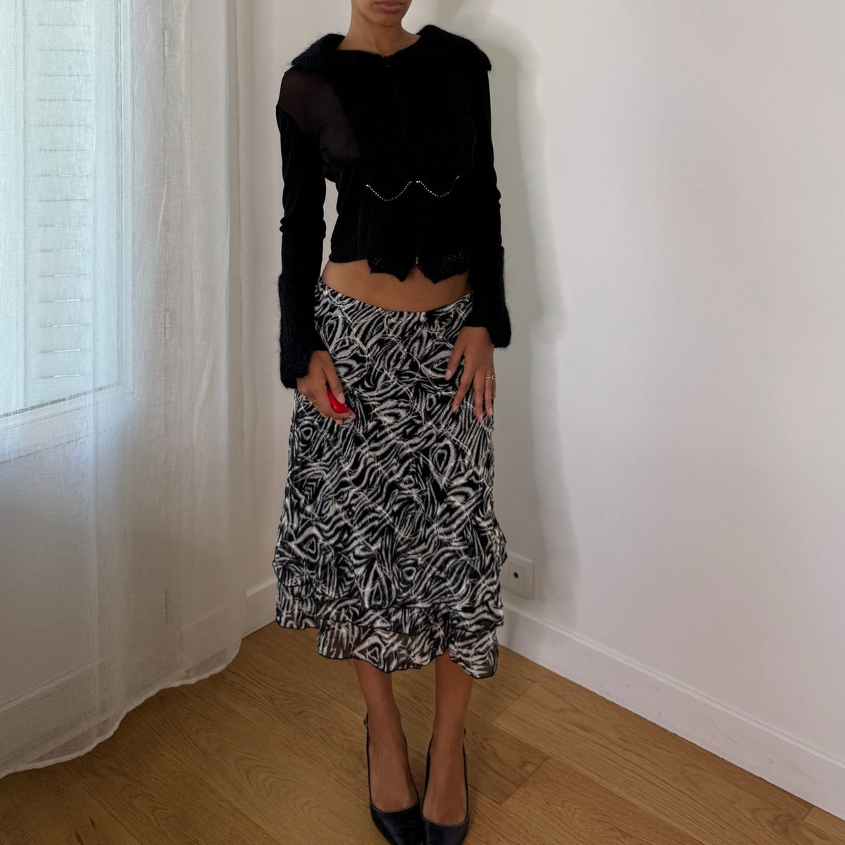 Italian vintage black & white abstract zebra print mesh midi skirt with ruffled hem