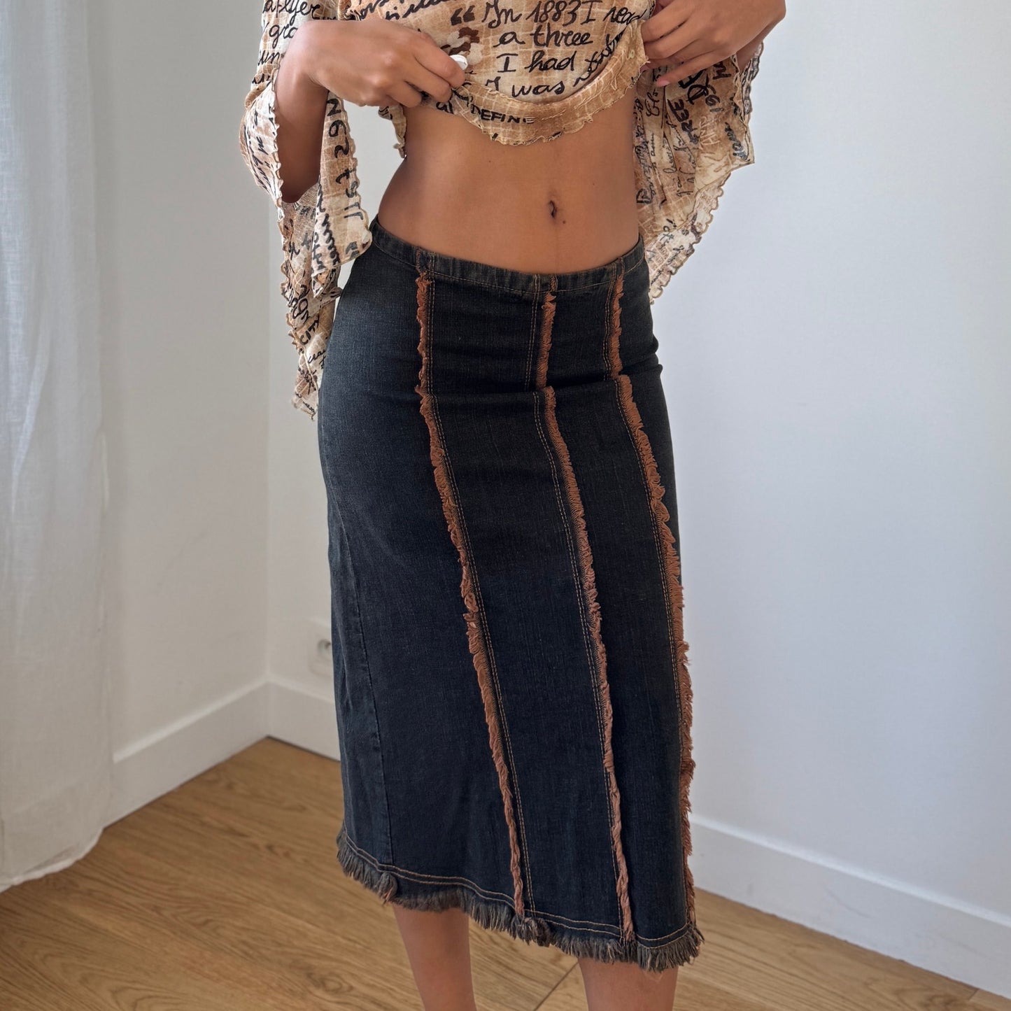 Vintage Italian Dark Blue Mid Rise Denim Midi Skirt with Contrast Seams (Small)