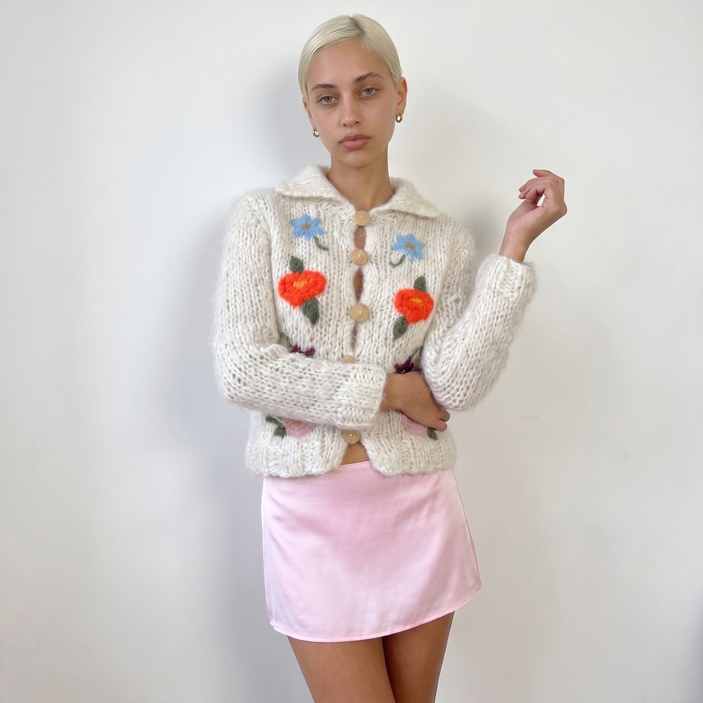 Vintage Cream Mohair Blend Floral Embroidered Chunky Knit Cardigan Made in Italy (S)