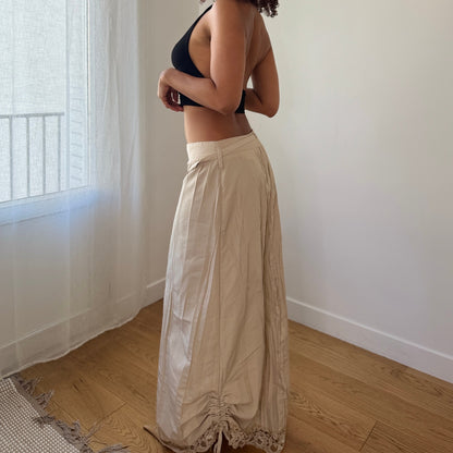 Vintage French Cream Maxi Skirt Ruched Hem (XS/S)