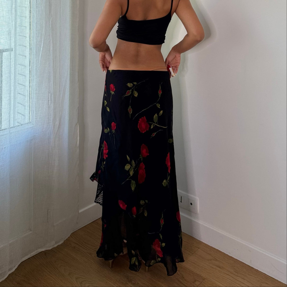 Vintage Italian Black Red Rose Floral Mesh Maxi Skirt (M)