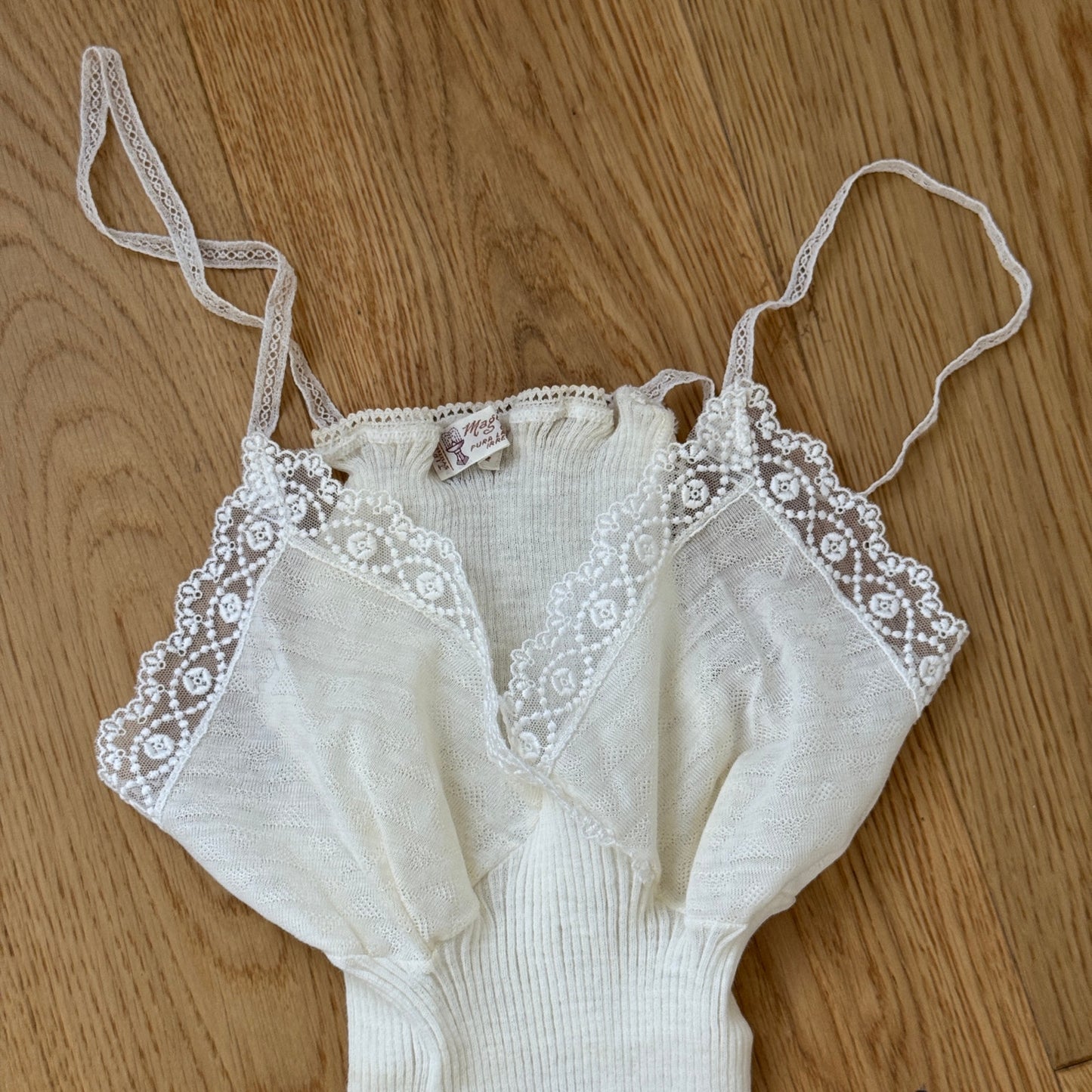 Vintage Italian Pura Lana Lace-Trim Knit Cami (M)