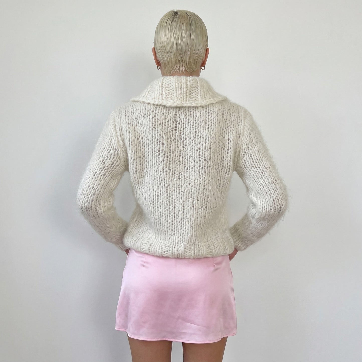 Vintage Cream Mohair Blend Floral Embroidered Chunky Knit Cardigan Made in Italy (S)