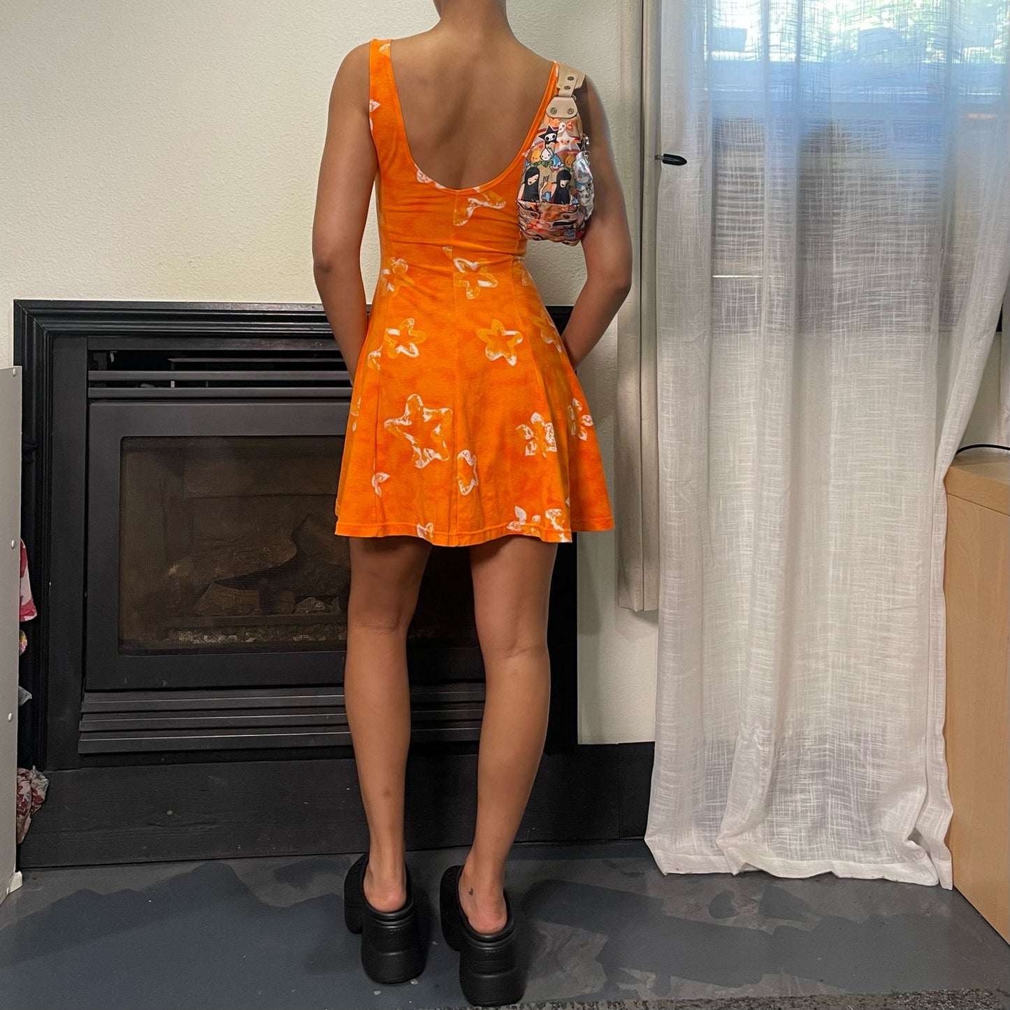 Sourced in Italy - Vintage 90s euro orange floral print mini dress (XS) summer