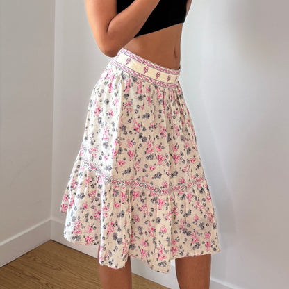 Vintage Cream Floral Silk Tiered Skirt Embroidered Beaded Waistband Y2K (XS/S)