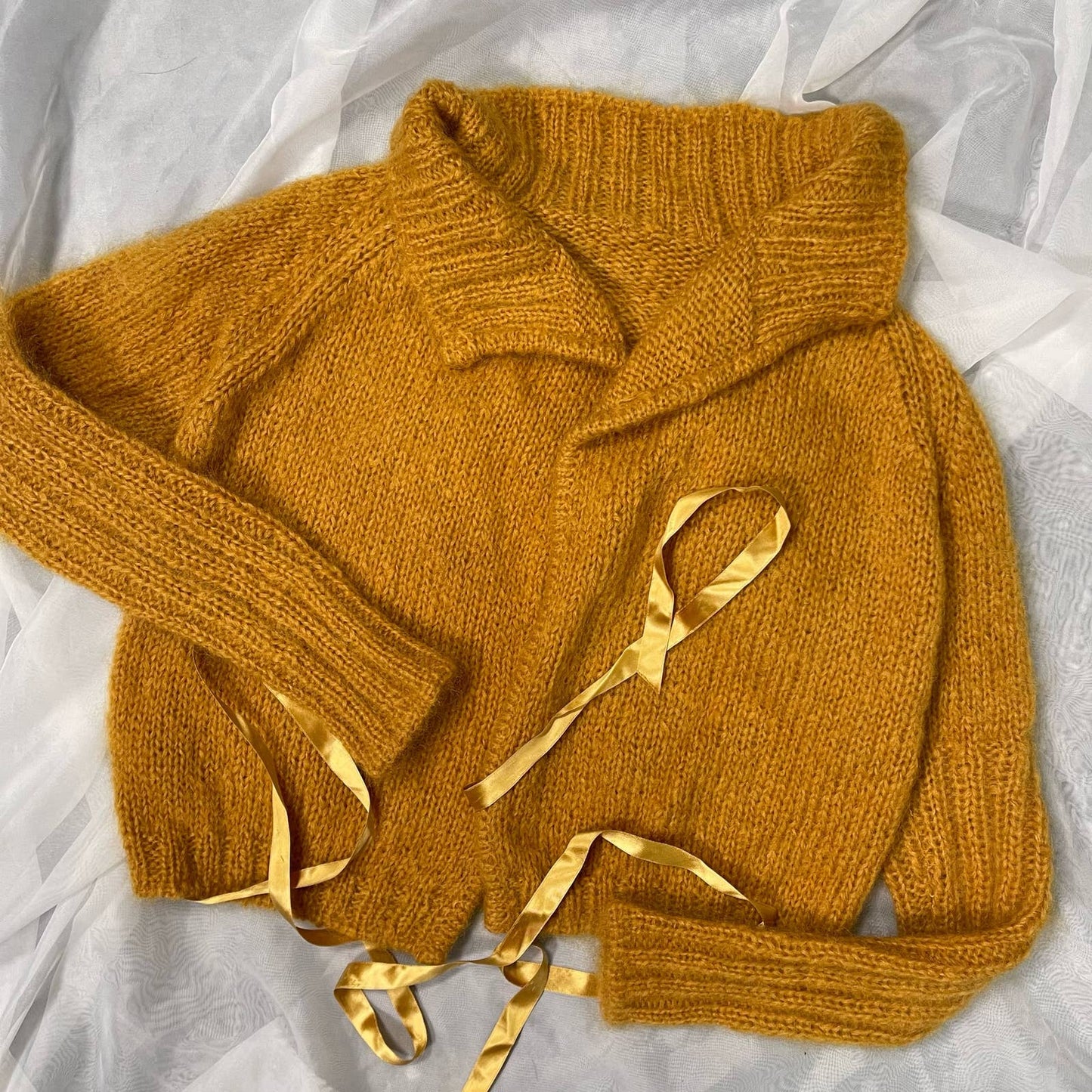 Vintage Y2K Knit Wrap Cardigan (S-M)
