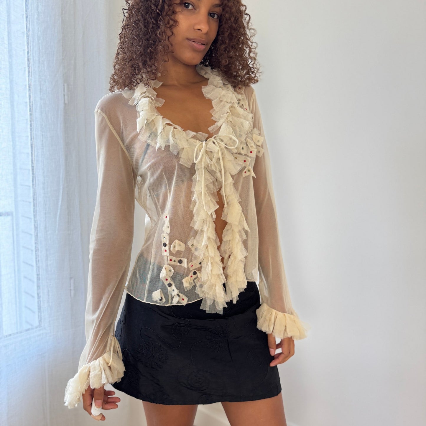 Vintage Italian cream ruffle applique sheer mesh tie-front top (Small/Medium)