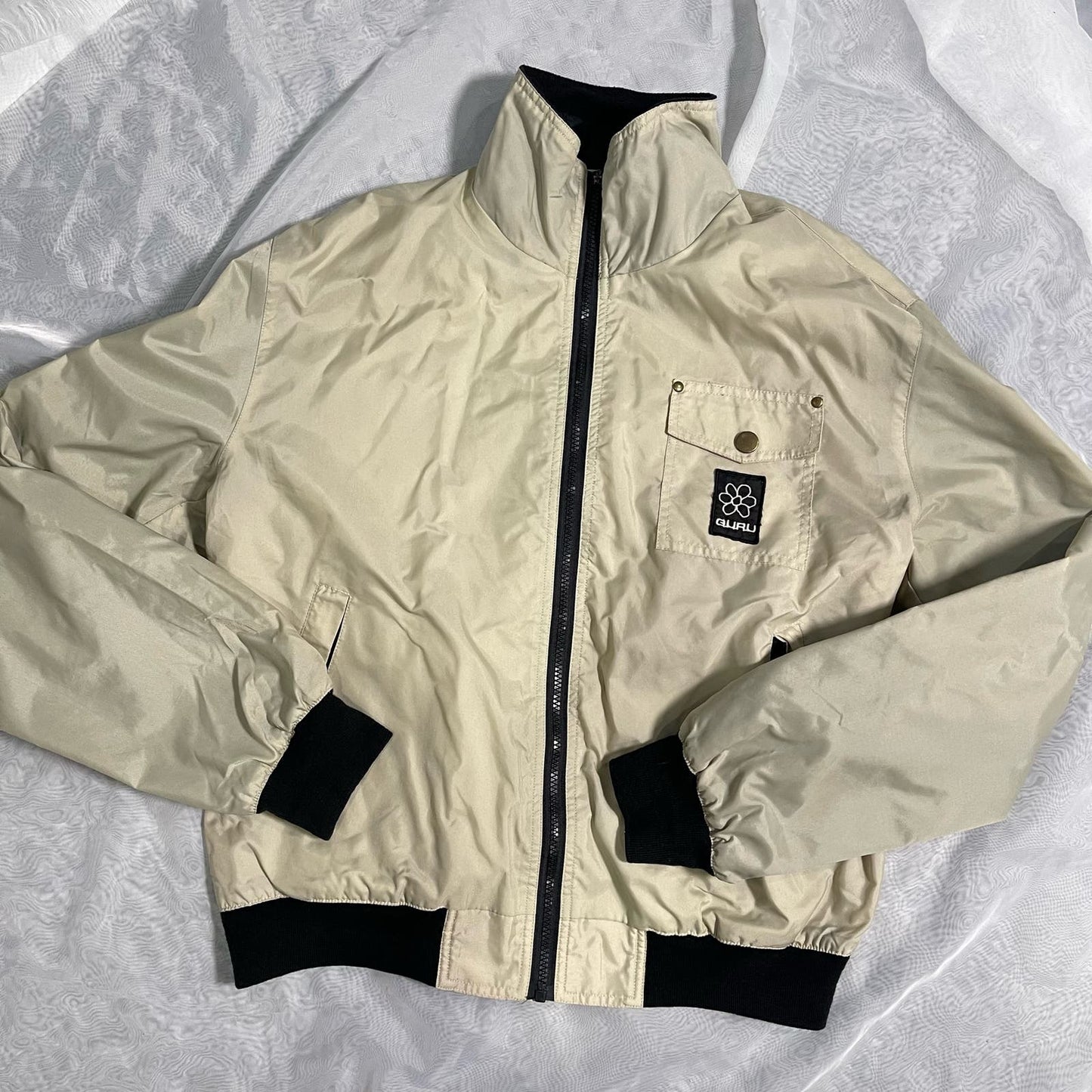 Vintage 90s Guru oversized sporty nylon bomber jacket (S-M)