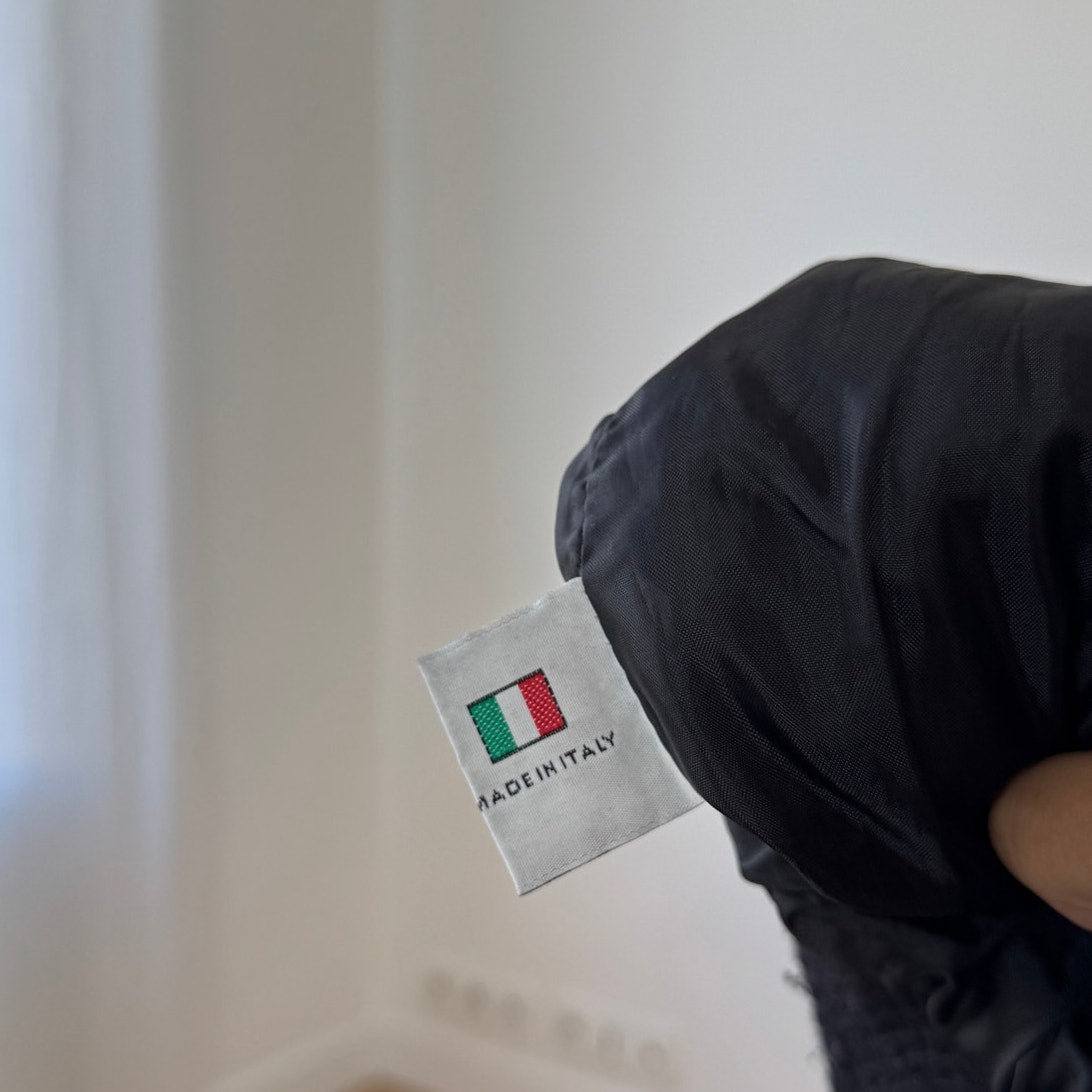 Vintage Italian black real leather zip front jacket with ribbed cuffs and waist (S)