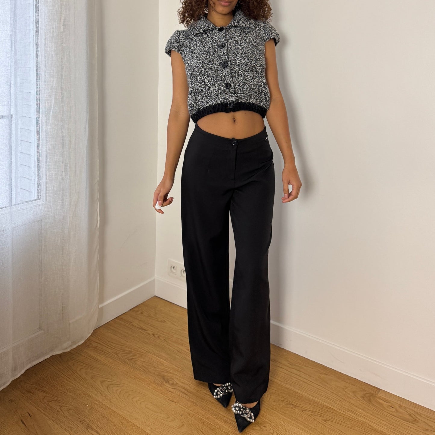 Vintage Italian black low rise tailored trousers with straight leg (XS)