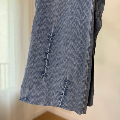 Vintage Light Wash Flare Jeans Y2K Wide Leg Denim (S) ⠀