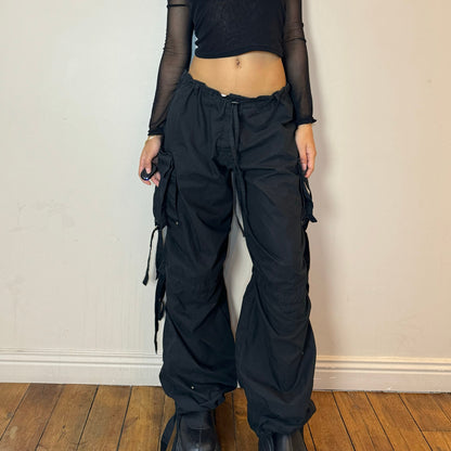 Vintage Goth Cargo Pants oversized (S)