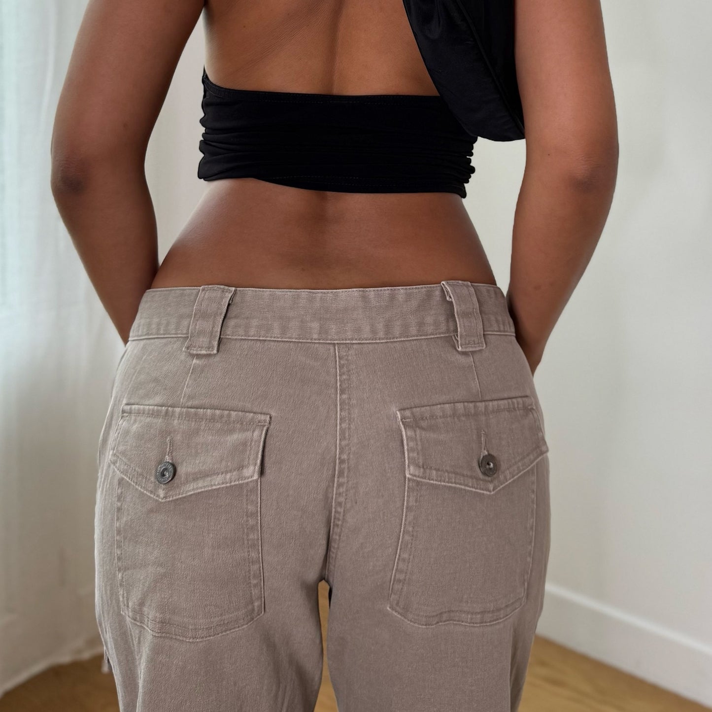 Vintage Beige Low Rise Cargo Flare Pants Italian Y2K (S/M)