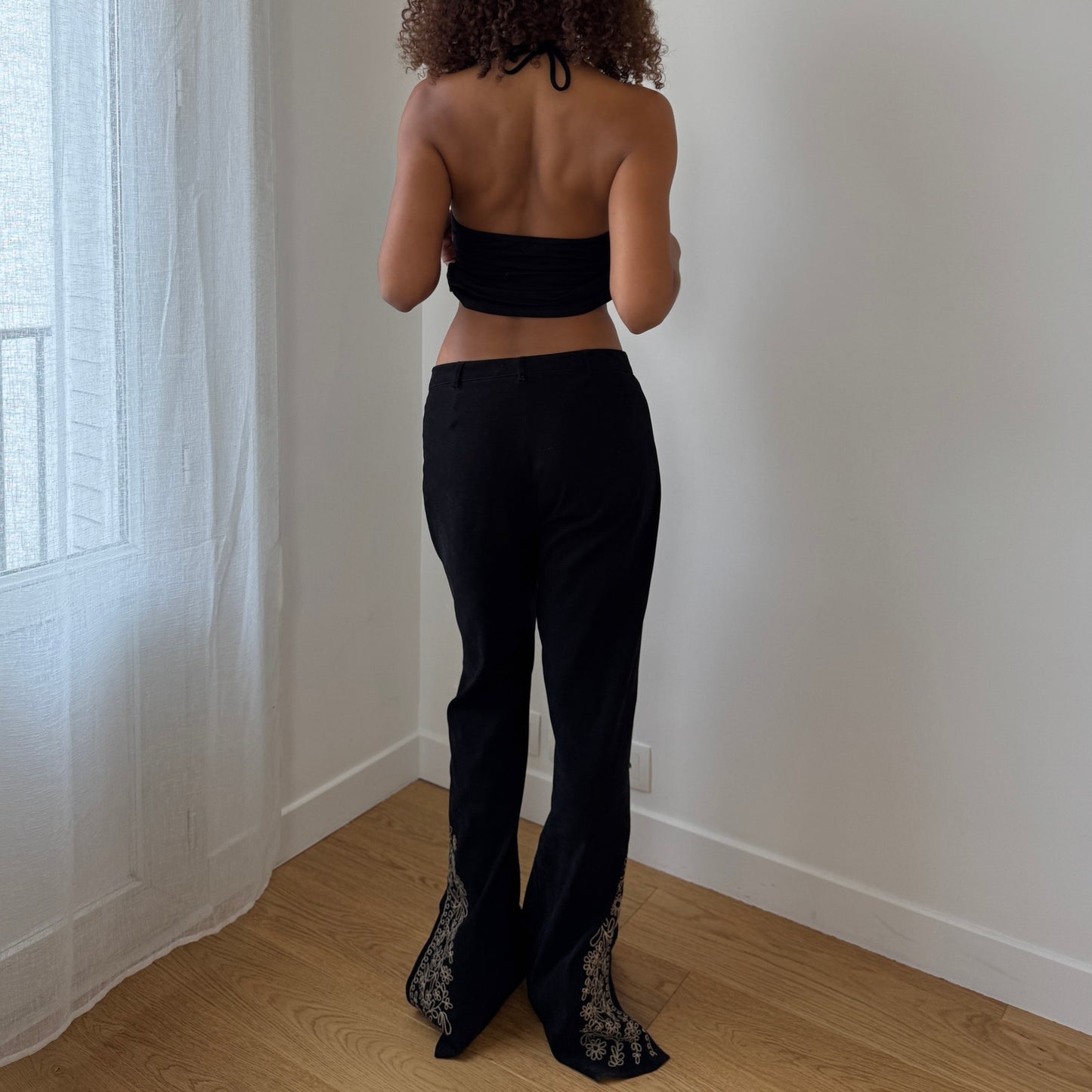 Vintage Euro black embroidered flare pants (Small)