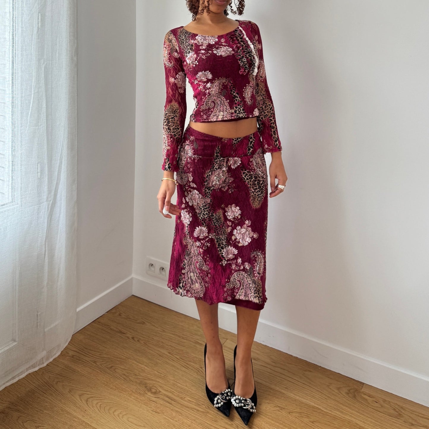 Vintage Burgundy Floral Cheetah Lace Top Ruffle Trim Long Sleeve Y2K French (S)