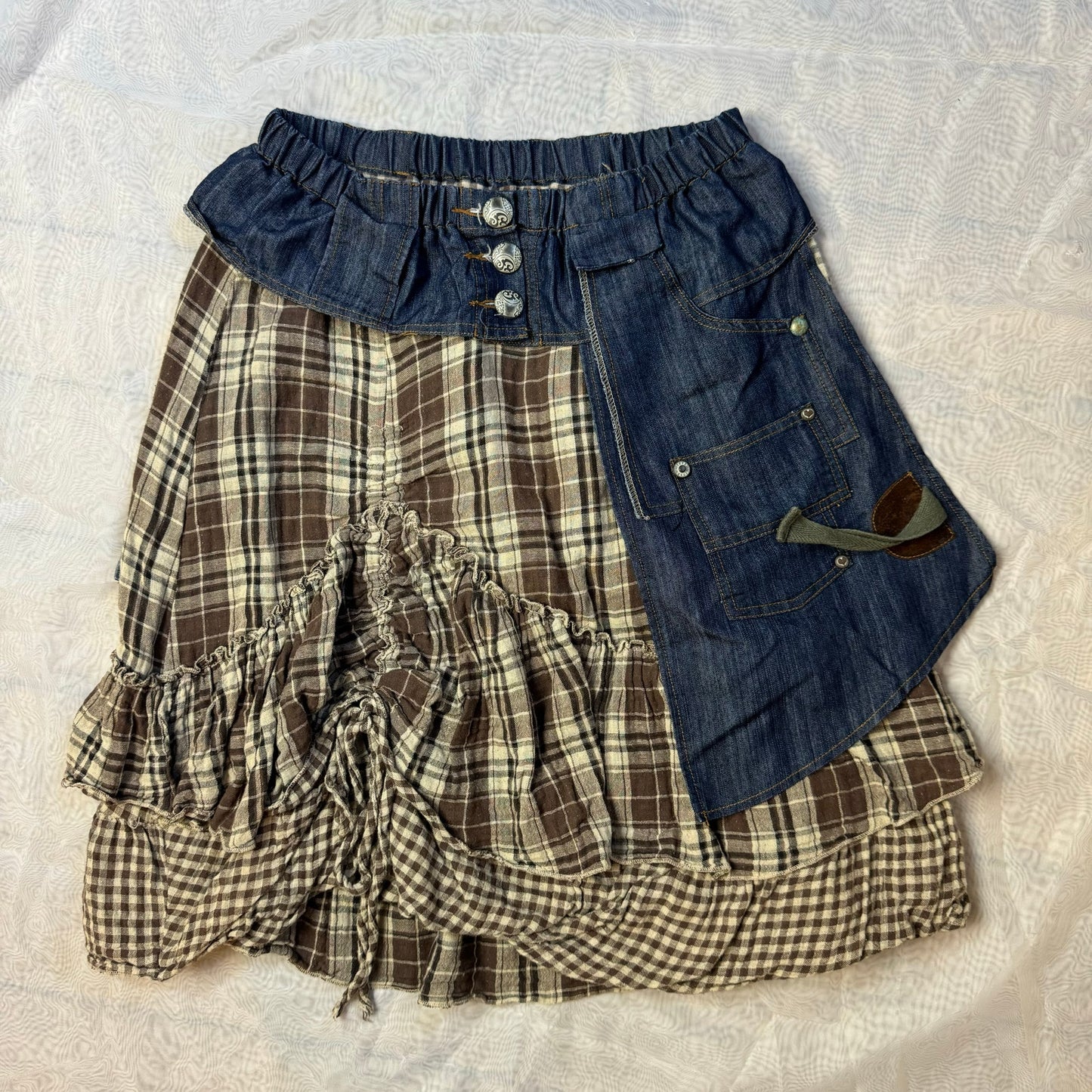 Vintage 00s plaid midi skirt with denim waistband and back (XS/S)