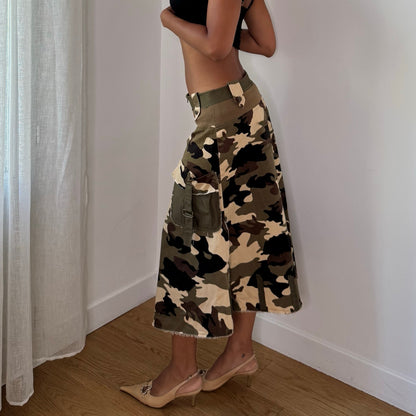 Vintage Italian Camo Cargo Midi Skirt (S)