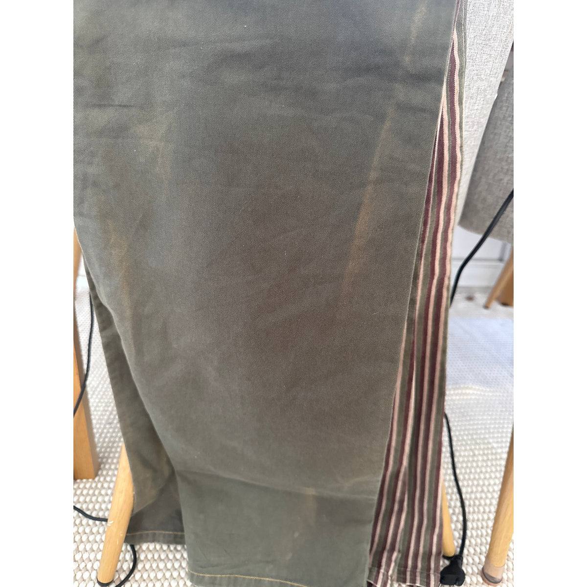 Vintage Italian Two Tone Low Rise Baggy Jeans (S/M)