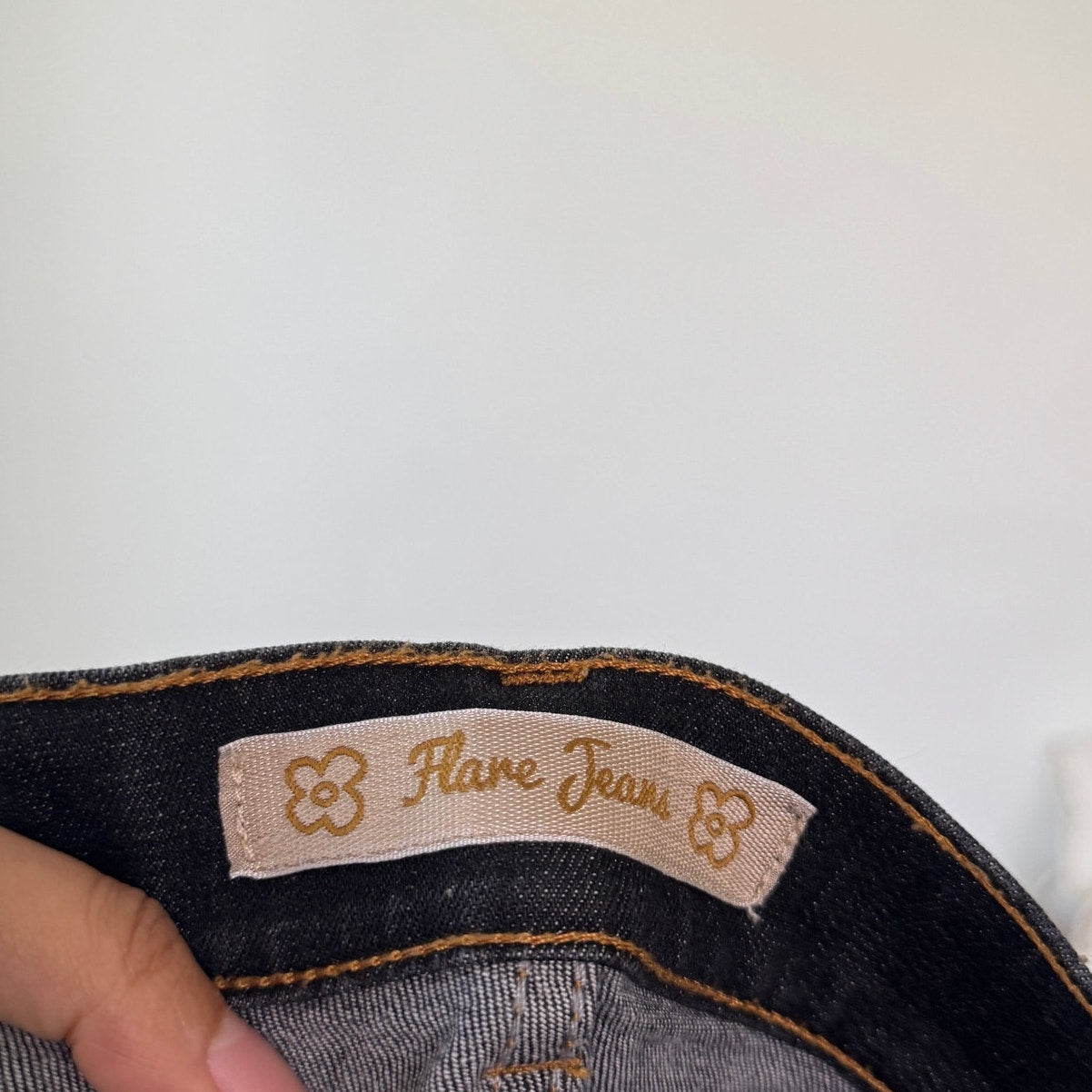 Vintage Dark Wash Denim Bootcut Jeans (S)