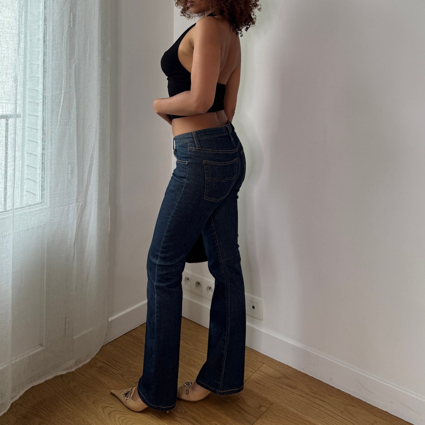 Vintage Sparkly Low Rise Bootcut Jeans Y2K Dark Wash Denim (S)