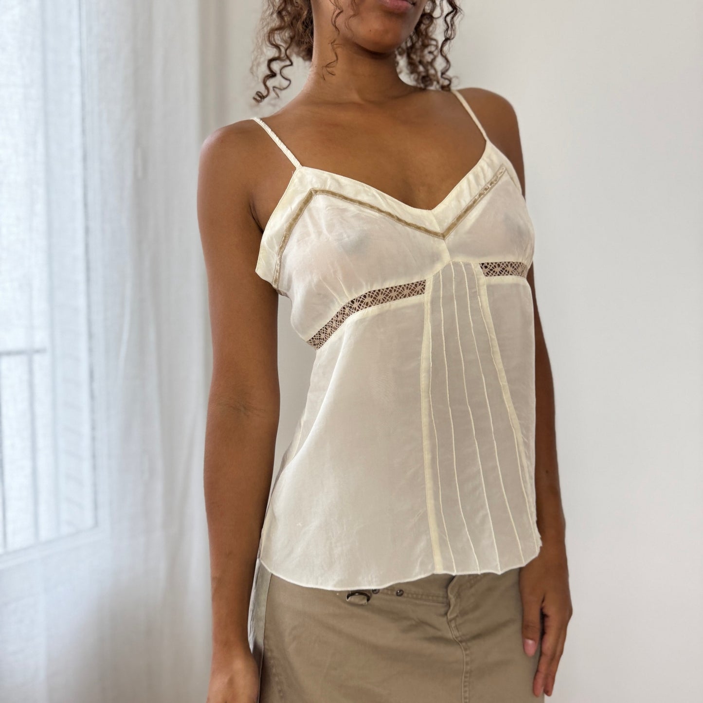 Vintage Benetton ivory satin + lace pin-tuck cami (Small)