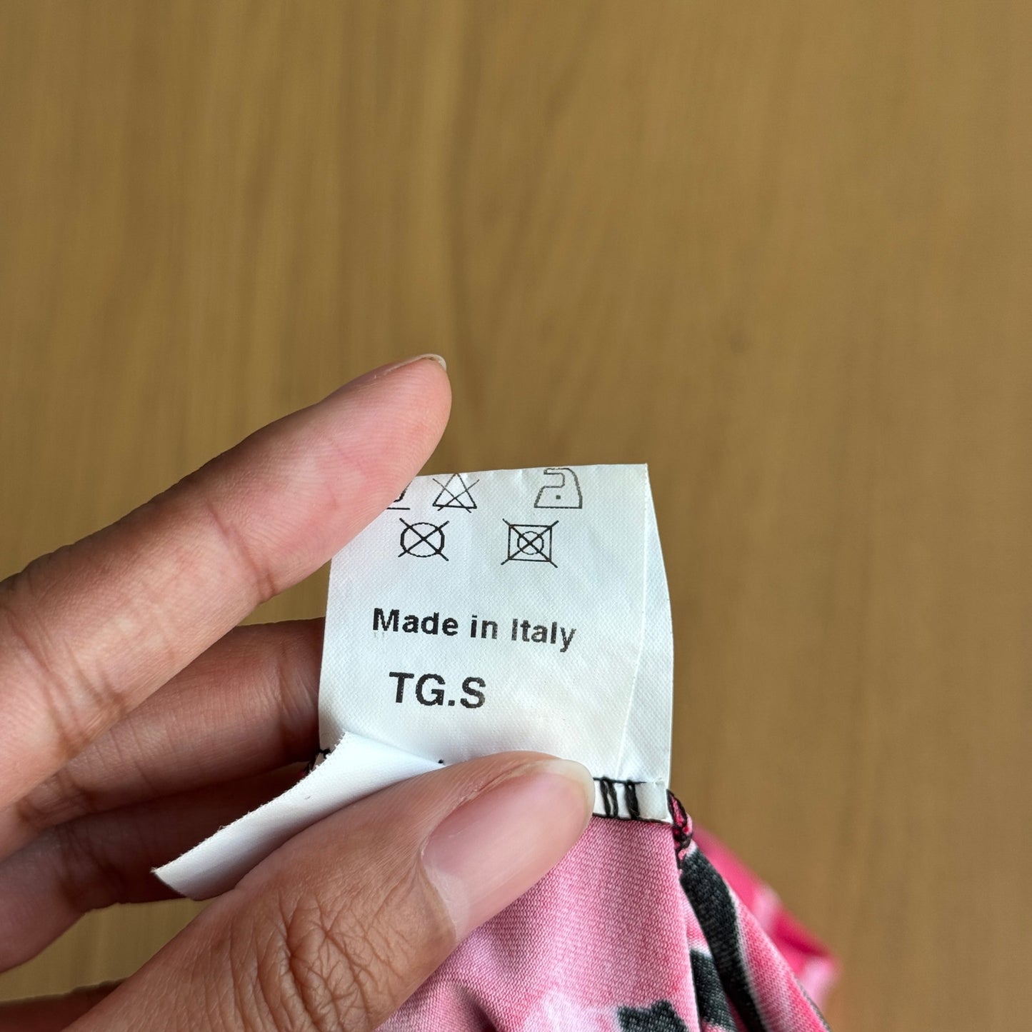 Euro Vintage Tropical Slinky Mock Neck Top (S/M)