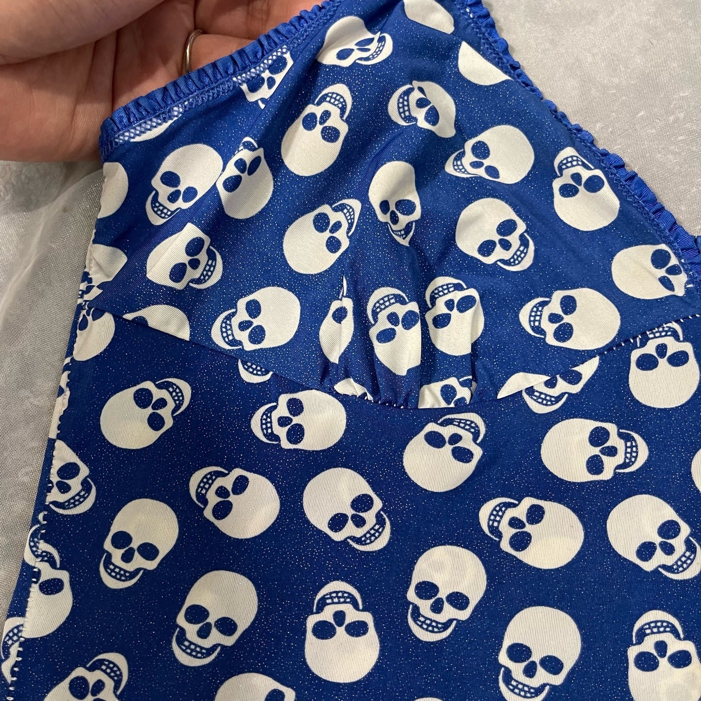 Sourced in Italy - Vintage 00s euro blue skull head cami tank with sparkles (S)