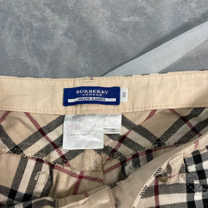 Vintage Burberry nova plaid straight leg fit pants (XS)