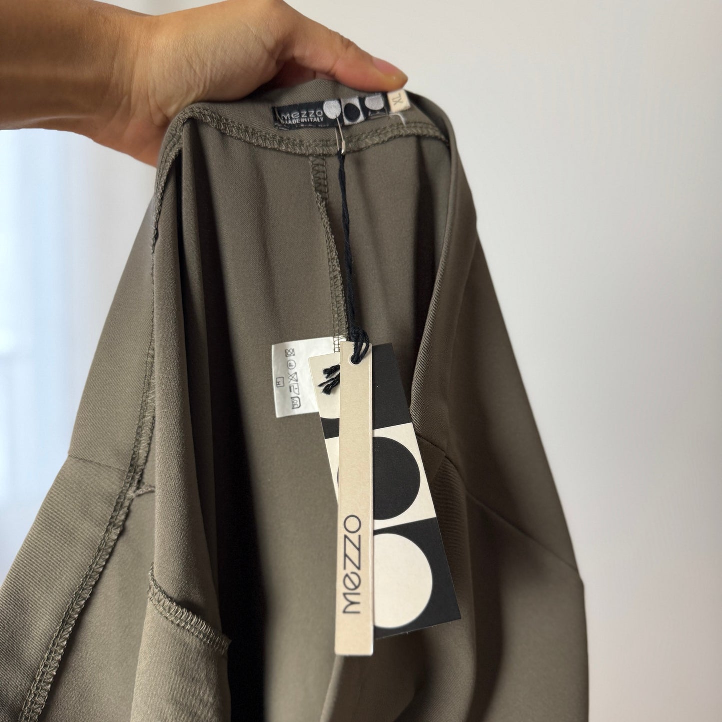 Vintage Italian khaki low rise wide leg trousers deadstock with tag and extended length (S/M)