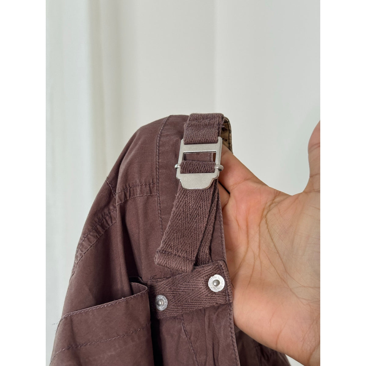Italian Vintage Brown Low Rise Cargo Parachute Pants with Buckle Waist & Utility Pockets