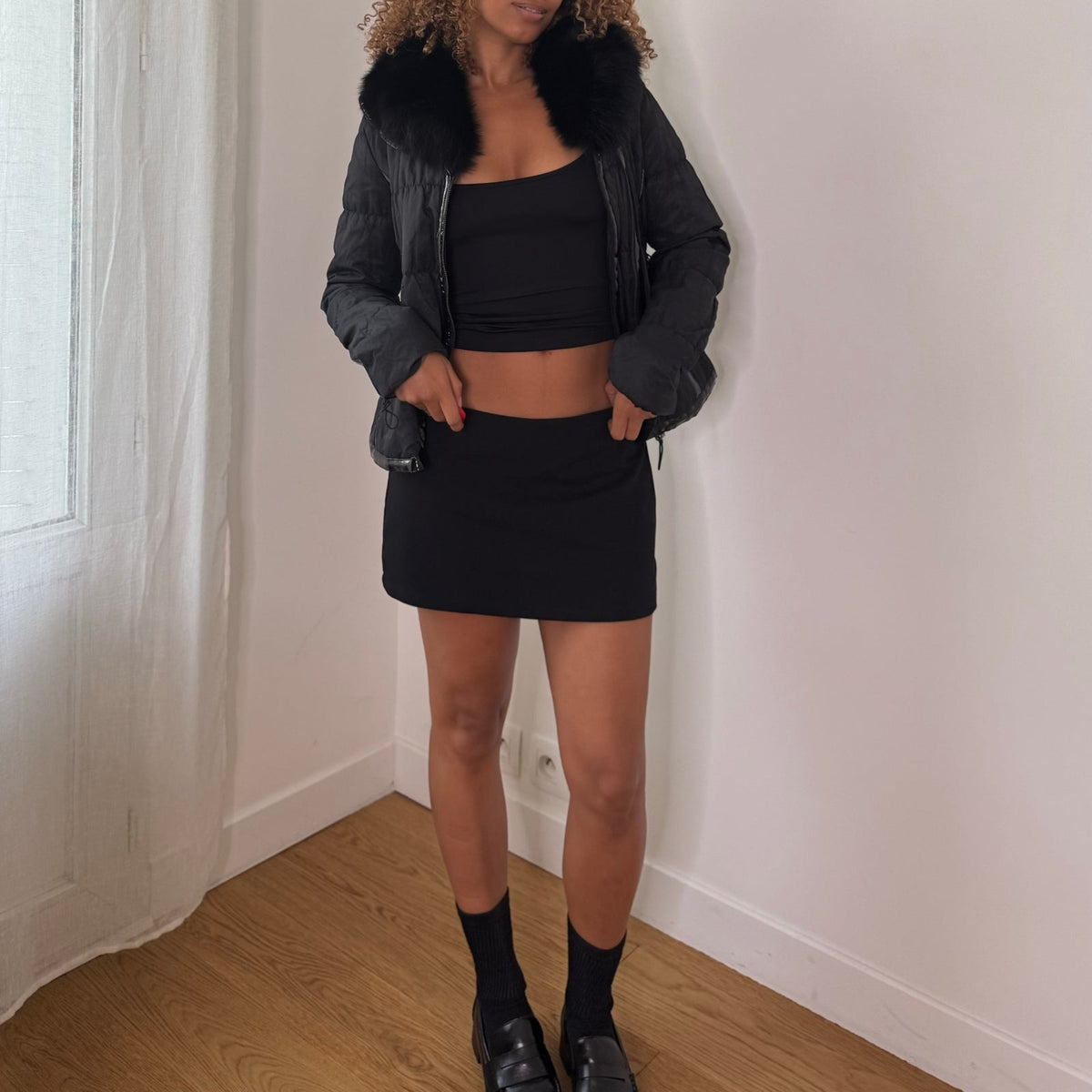 Italian vintage black quilted puffer jacket with oversized faux fur collar & fitted waist