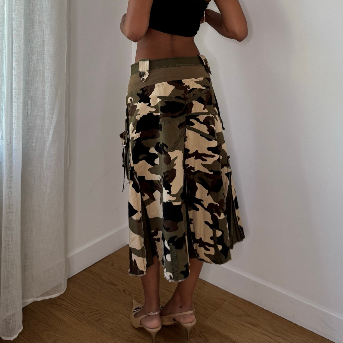 Vintage Italian Camo Cargo Midi Skirt (S)