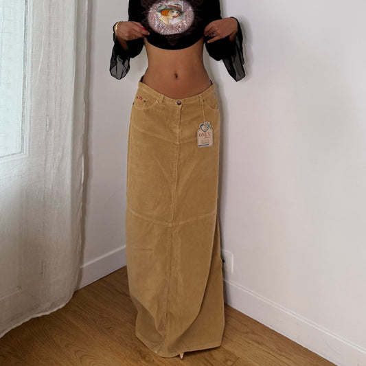 Onyx Italian vintage Y2K deadstock camel beige corduroy maxi skirt with low-rise waist