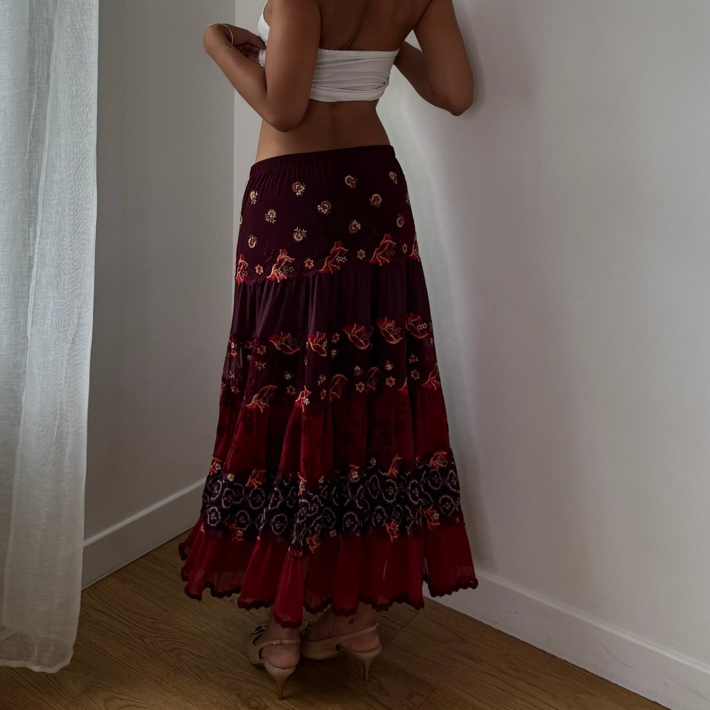 Vintage Burgundy Embroidered Tiered Maxi Skirt Italian Y2K (S/M)