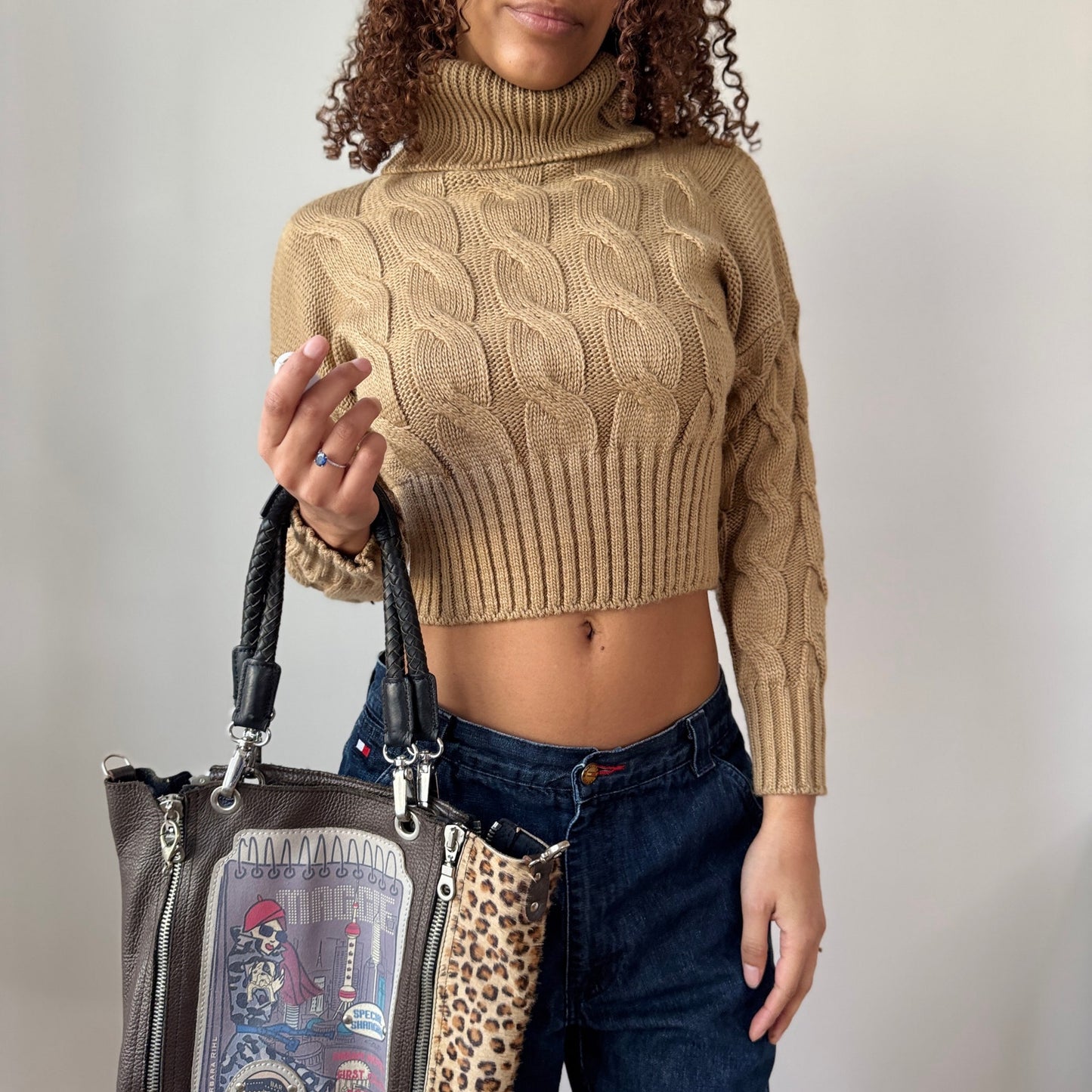 Vintage Italian Camel Cable Knit Cropped Turtleneck Sweater (S)