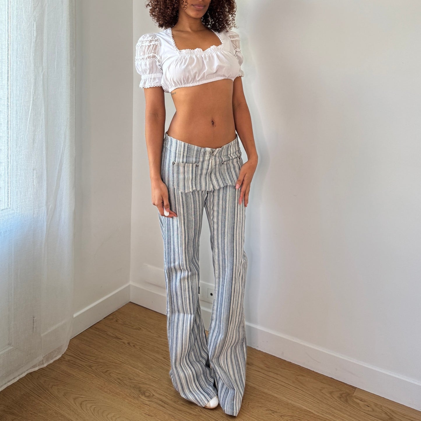Vintage White Puff Sleeve Crop Top Lace Trim Y2K German (S)