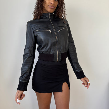 Vintage Italian black real leather zip front jacket with ribbed cuffs and waist (S)