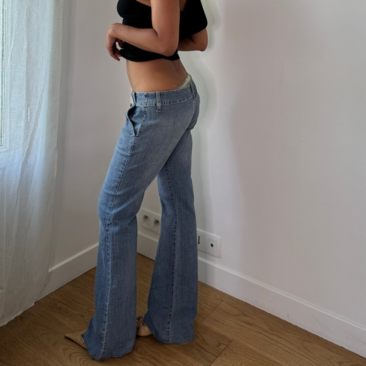 Vintage Light Wash Blue Low Rise Flare Jeans Y2K (S)