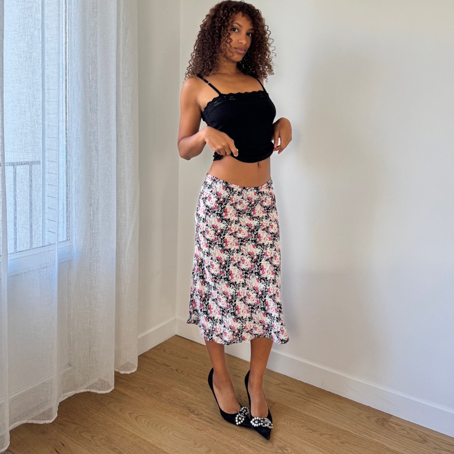 Vintage European floral mesh midi skirt (Small)