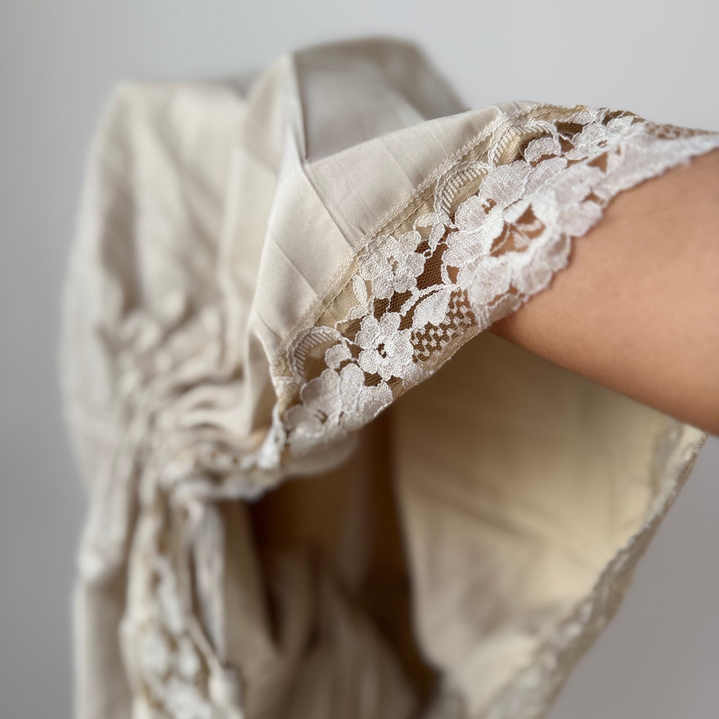 Vintage French Cream Maxi Skirt Ruched Hem (XS/S)