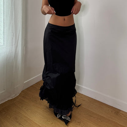 Vintage Black Ruched Maxi Skirt (S) ⠀