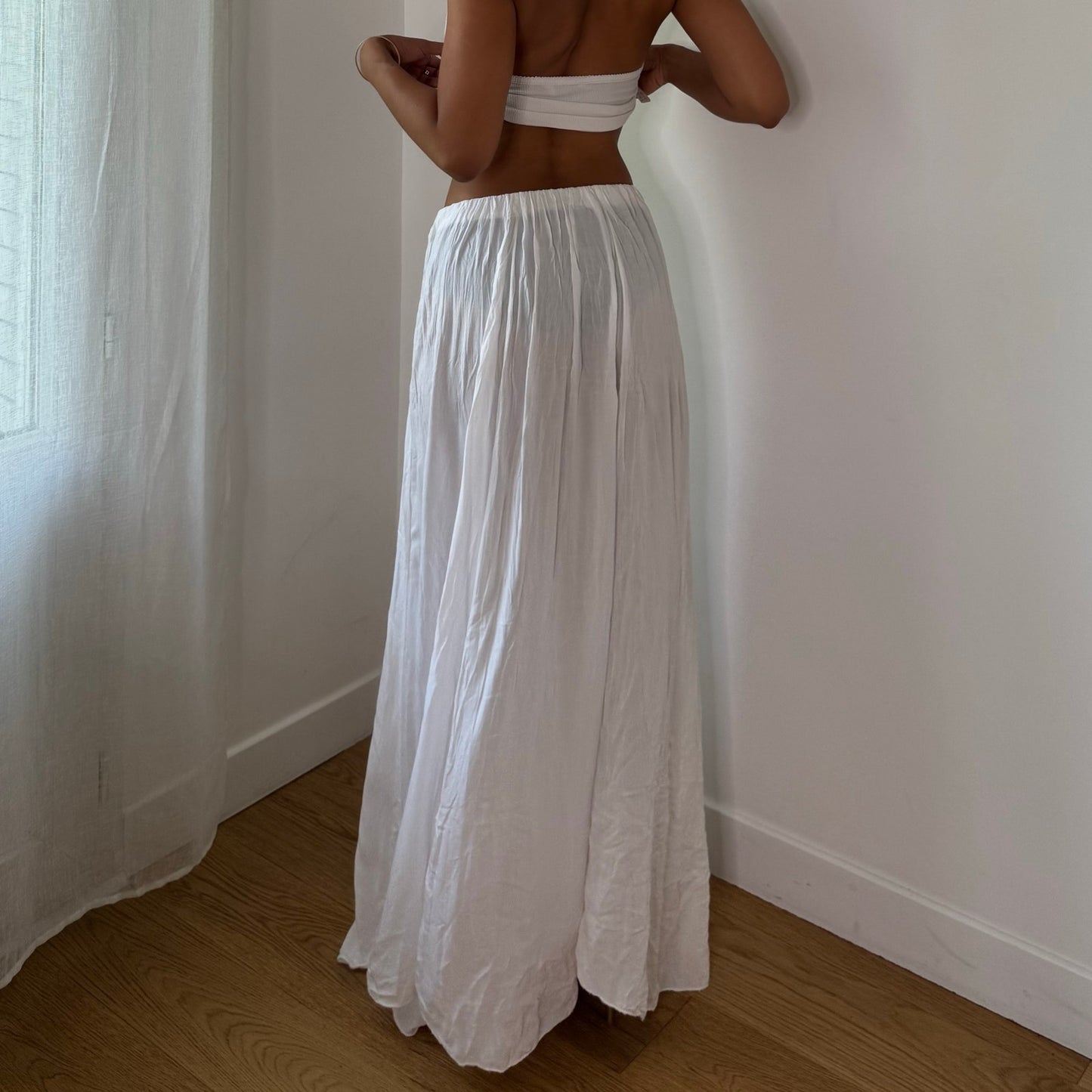 Vintage White Flowy Maxi Skirt Beaded Belt Italian Y2K (S)