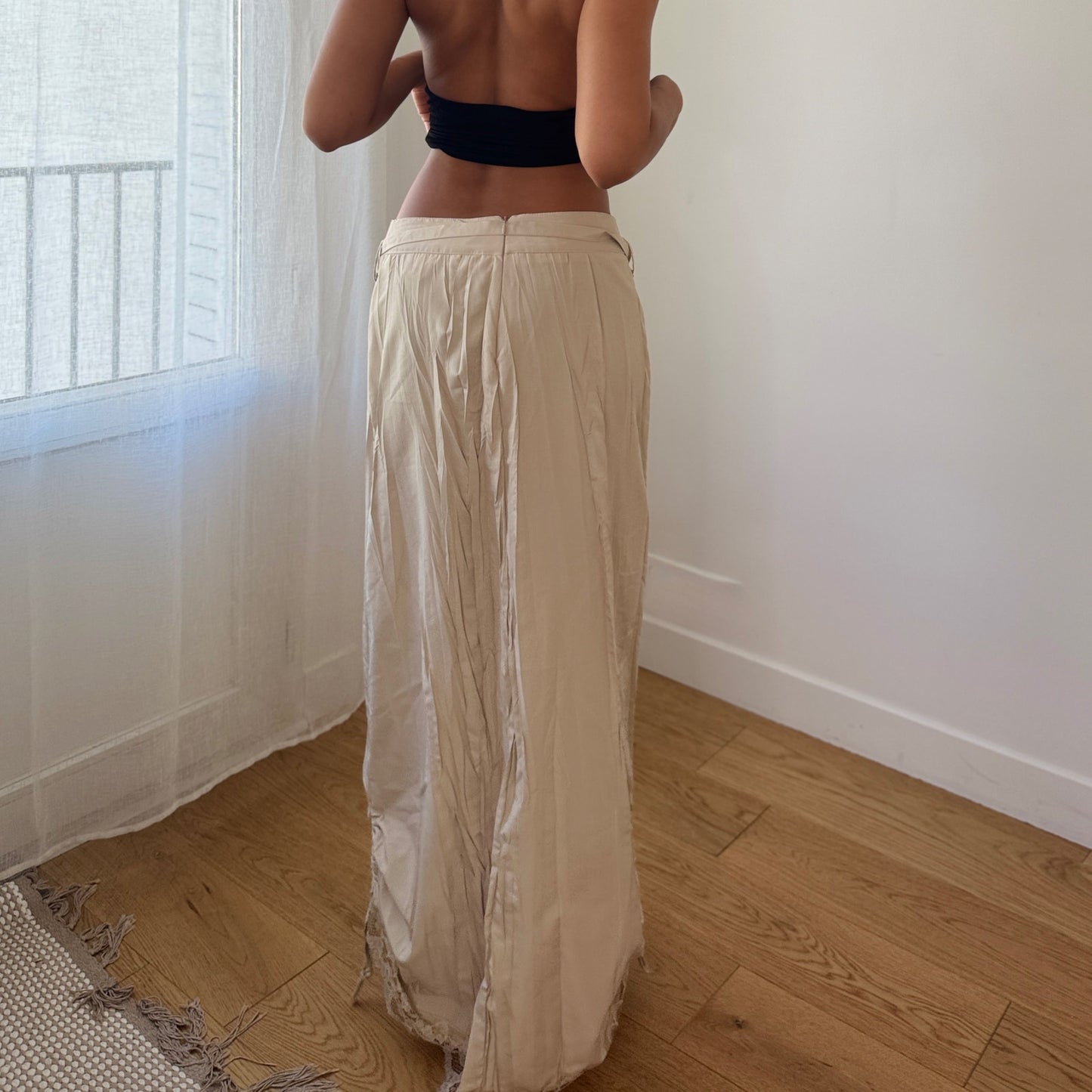 Vintage French Cream Maxi Skirt Ruched Hem (XS/S)