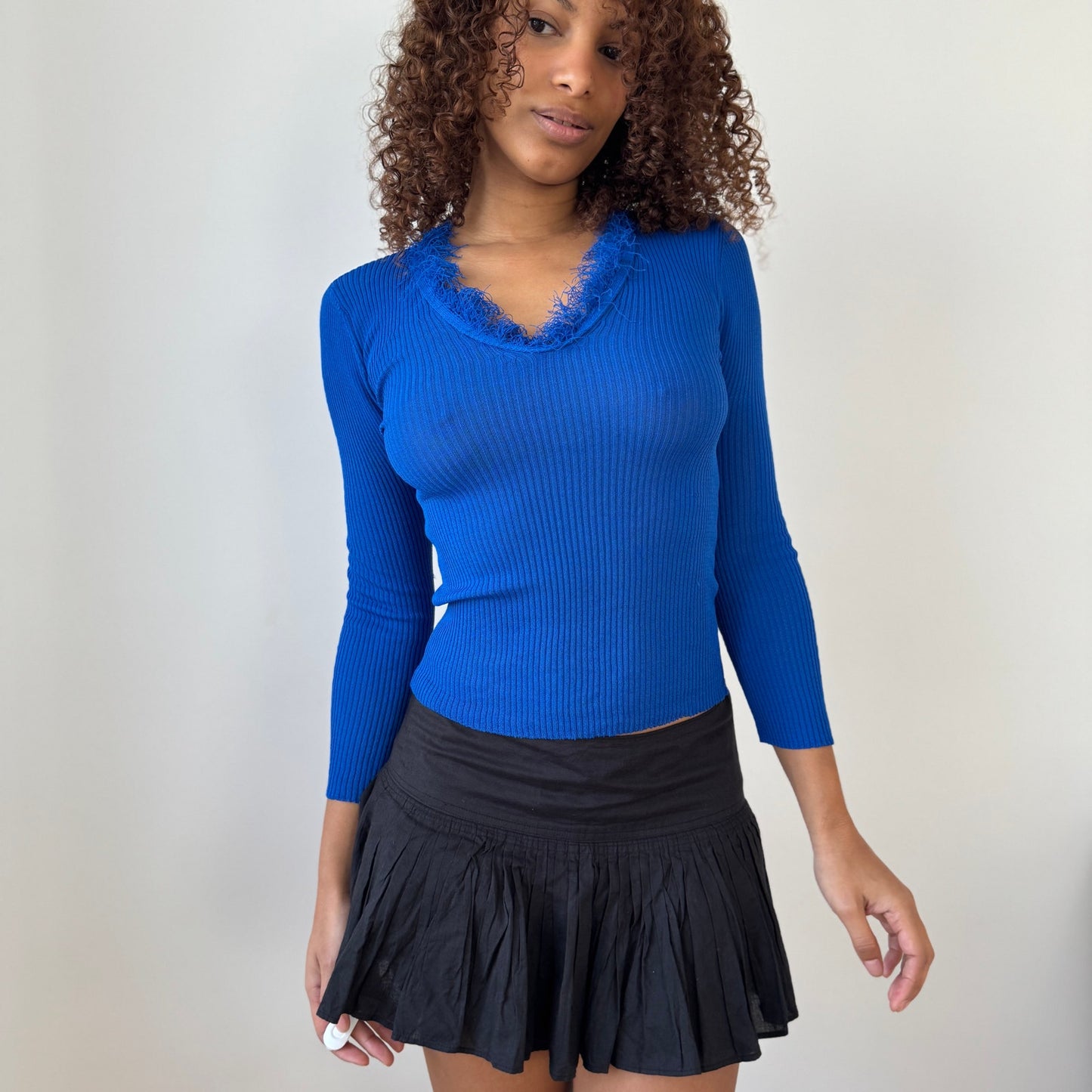 Vintage Italian Y2K Cobalt Blue Ribbed Knit Feather Trim Long Sleeve Top (Small)